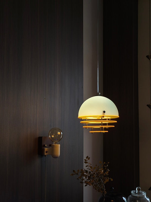 Stijlvolle Hanglamp Bauhaus Design Oranje-Wit Sfeerverlichting voor Moderne Interieurs | Sansoti