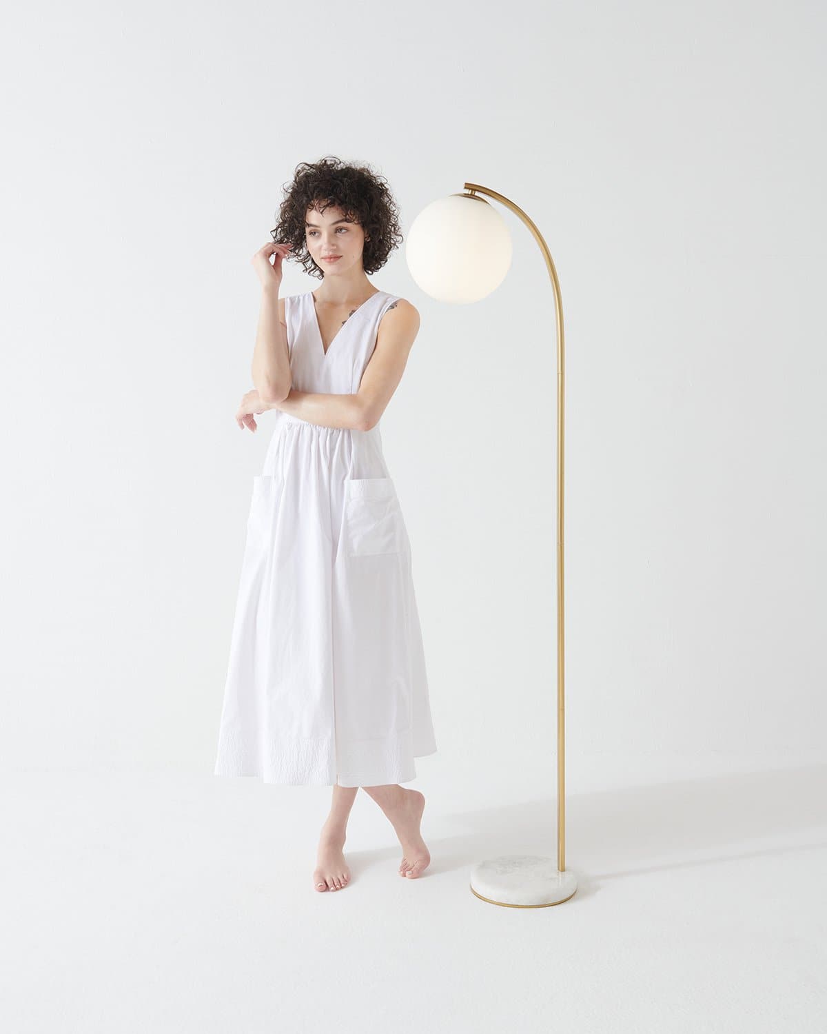 Stehleuchte Marmorfuß Messing Glaskugel LED 168cm Standleuchte Wohnzimmer Modern