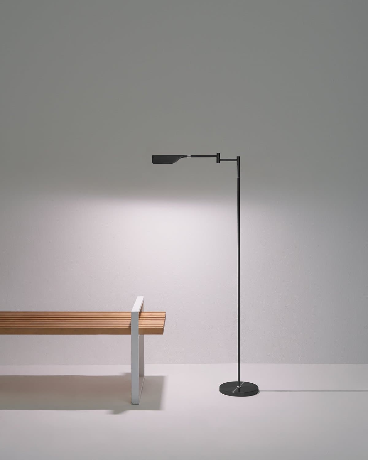 Stehleuchte LED Blatt Design Minimalistisch 135cm Dimmbar Metall | Restfield