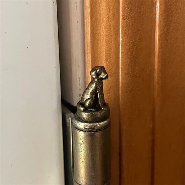 Dekorative Scharnierköpfe mit Vintage-Charme – Magnetisch – Einfache Installation – Bronze-Finish – Türscharnier-Dekoration | Sansoti