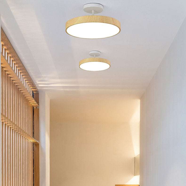 Runde LED-Deckenleuchte im Semi-Flush-Design in Holzoptik, Japandi, 30 cm - minimalistische Deckenbeleuchtung für das Wohnzimmer | Sansoti