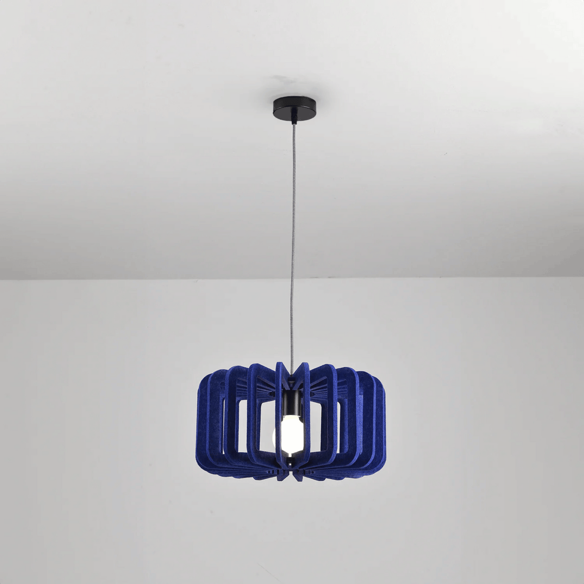Akustik-Pendelleuchte mit Filzschirm, E27 | Designbeleuchtung mit Schallabsorption für Restaurant und Esszimmer, 40 cm | Sansoti