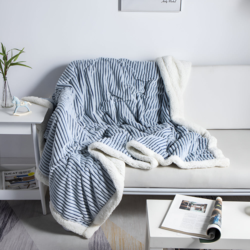 Double-Sided Sherpa Fleece Throw with Striped Pattern 150x200 cm Microfiber Blanket Warmth Soft Comfort Living Room | Sansoti