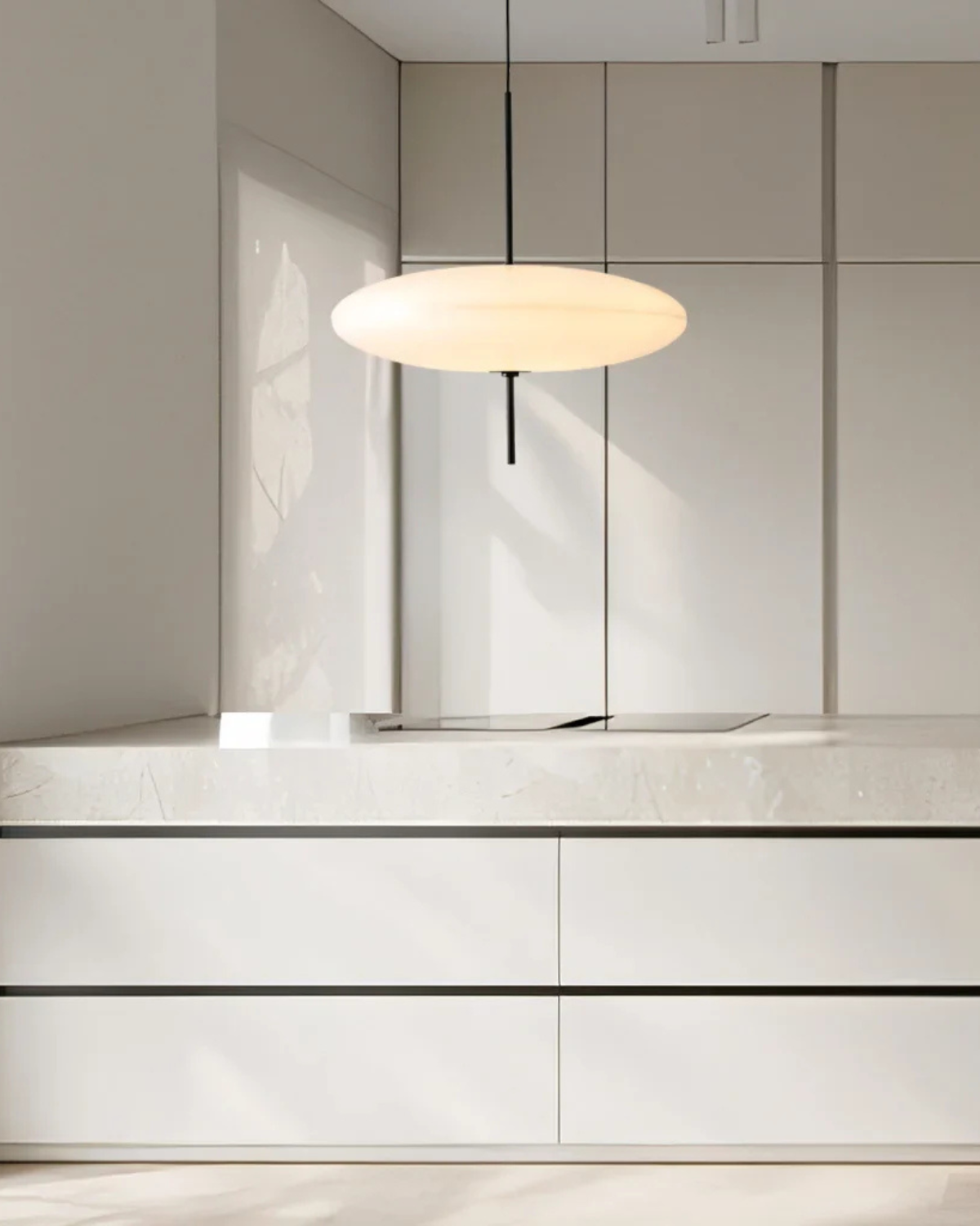 Moderne Hanglamp Met Zwevend Design In Acryl En Metaal Met Warme Diffuse Verlichting | Sansoti