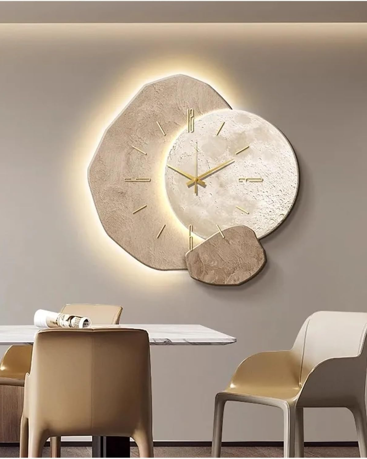 Wandklok met Maanreliëf en Optionele Verlichting Zwart Goud Betonlook Scandinavisch Interieur Decoratief Tijdweergave Woonkamer Slaapkamer Kantoor Modern Minimalistisch Wanddecoratie | Sansoti