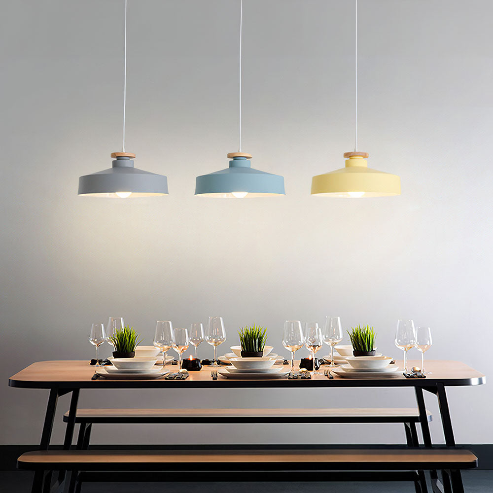 Hanglamp met Houten Kap en Aluminium Accent – Scandinavisch Design voor Eetkamer en Woonkamer | Sansoti