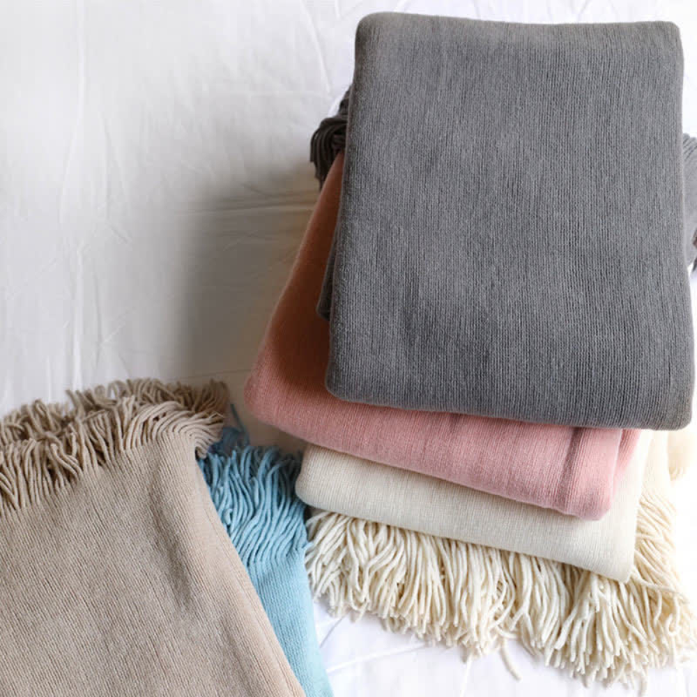 Chunky Knitted Throw with Fringes Soft Acrylic Decorative Blanket for Living Room Bedroom and Sofa Interior | Sansoti