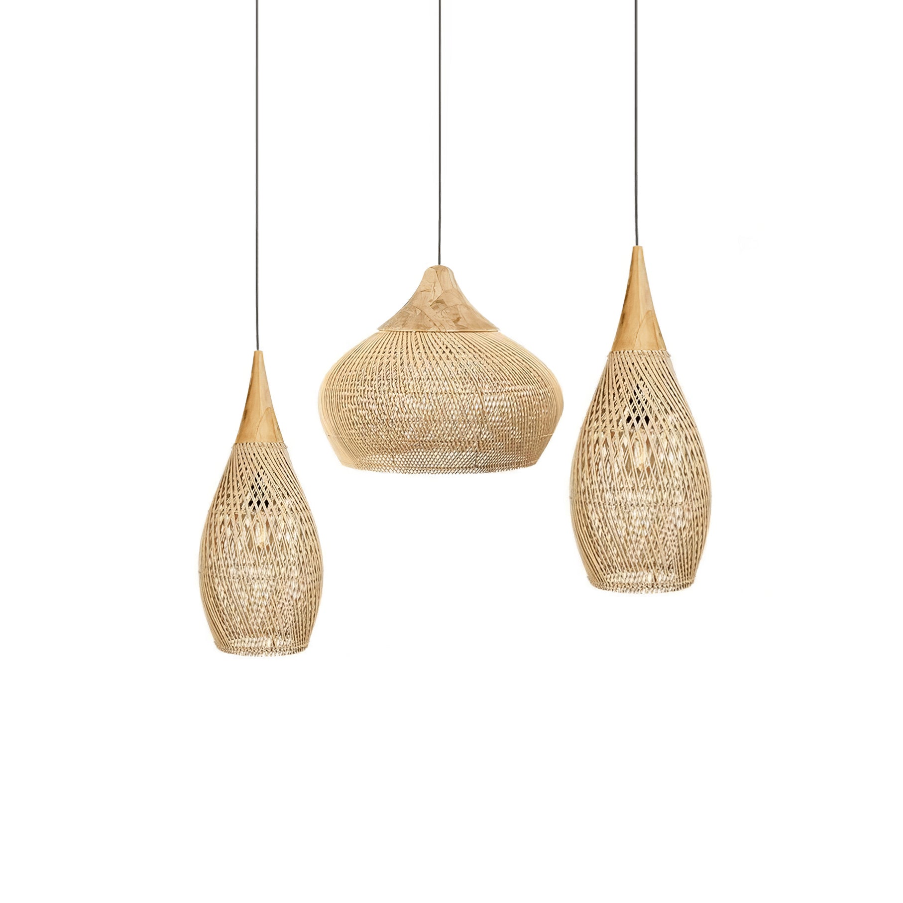 Handgevlochten Rotan Hanglamp – Javaanse Vlechtkunst in 4 Vormen & 3 Maten – Naturel of Zwart Rotan – E26/E27 Fitting – Scandinavisch Woonlicht | Sansoti