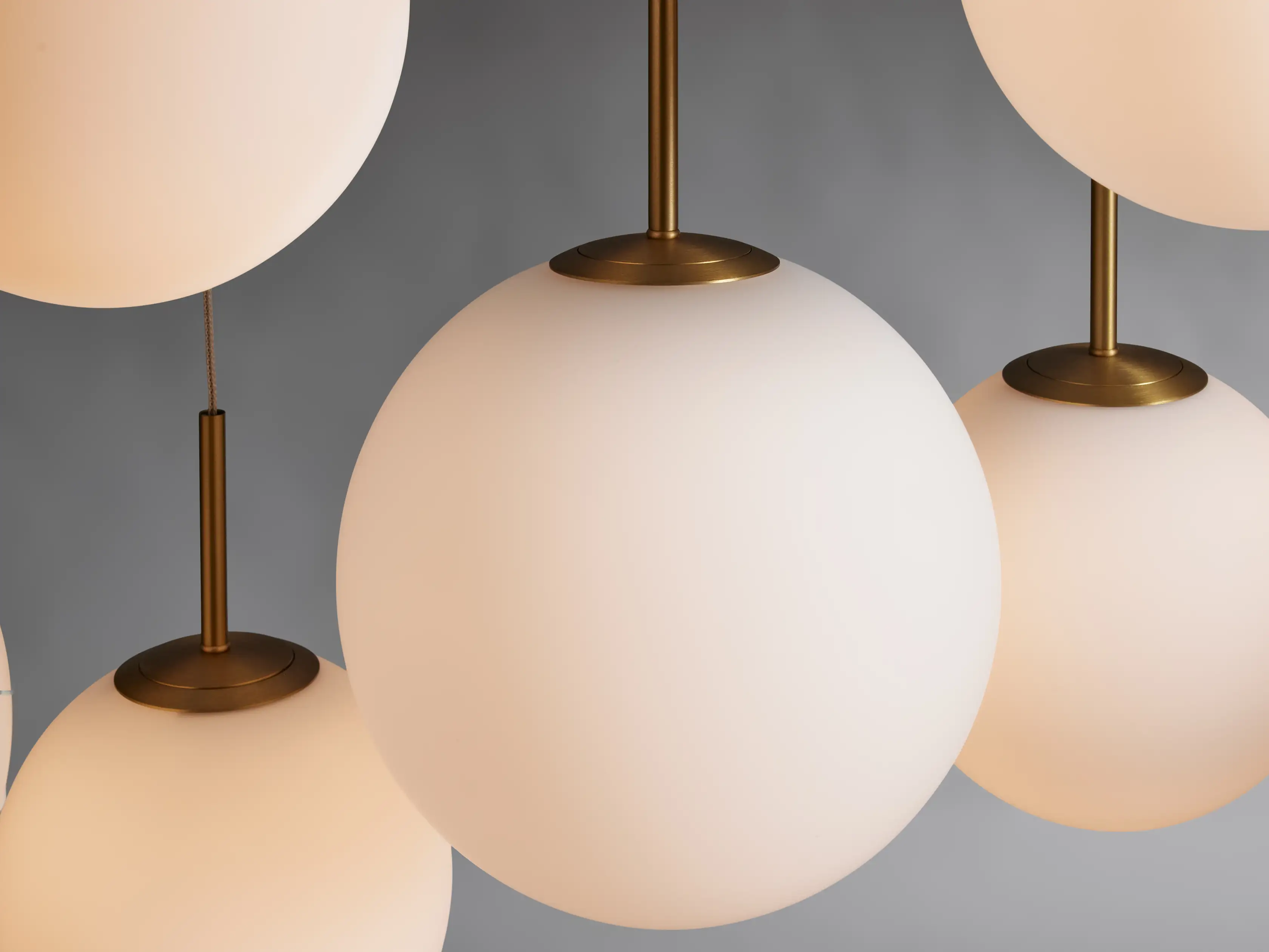 Moderne Lineaire Kroonluchter met Glazen Bollen LED-verlichting voor Eetkamer Woonkamer Eettafel Hangverlichting | Sansoti