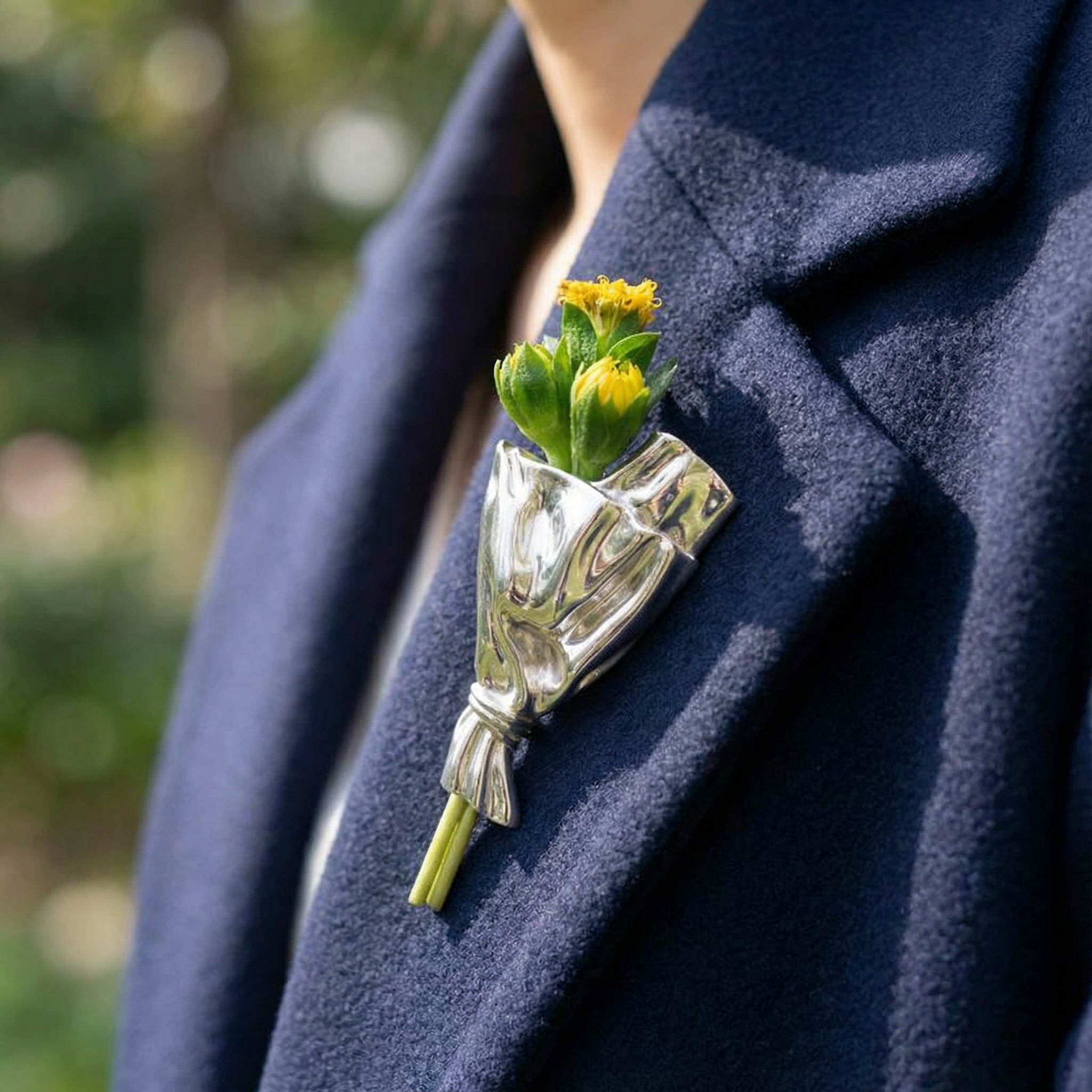 Draagbare Bloemenvaas Broche – Mini Vaasje voor Verse Bloemen | Sansoti