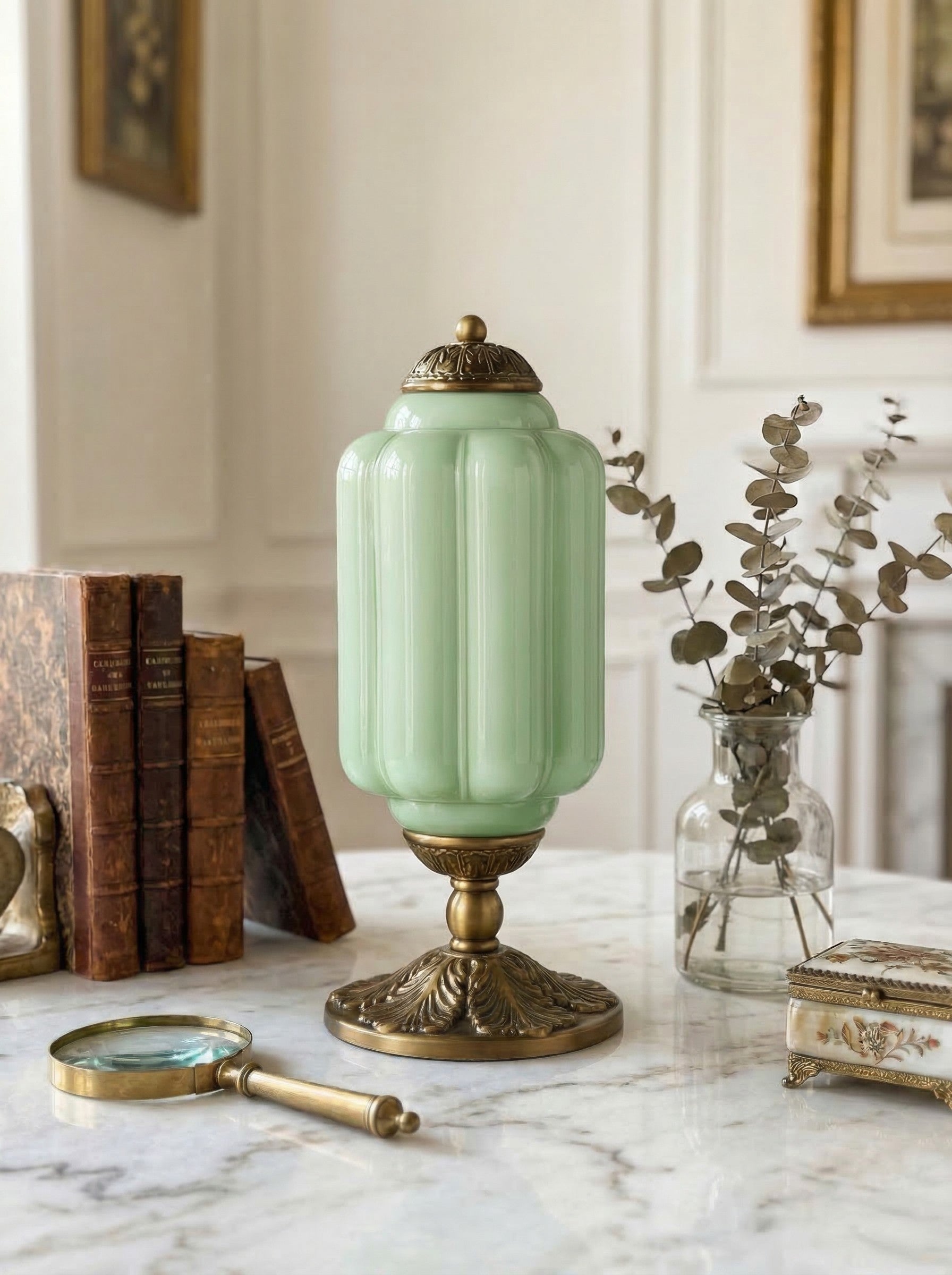Glazen Tafellamp met Scallop Design Vintage Stijl Slaapkamer Woonkamer Accentverlichting Zwart Messing Matglas | Sansoti