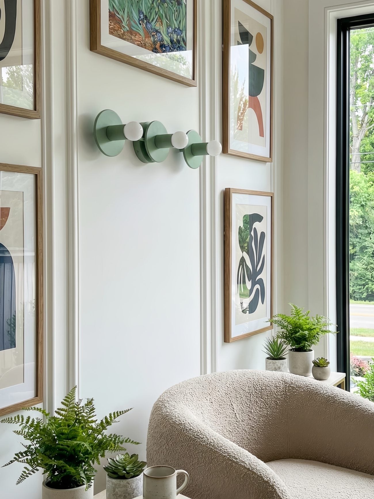 Metalen Wandlamp met Bolvormige Glazen Kappen 3-Lichts Badkamerverlichting Mat Groen | Sansoti