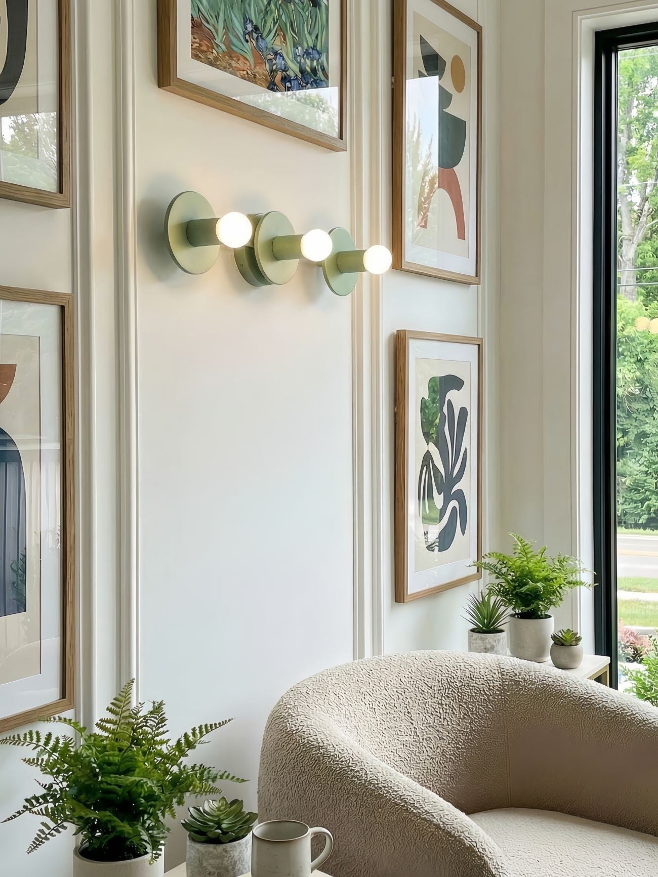 Metalen Wandlamp met Bolvormige Glazen Kappen 3-Lichts Badkamerverlichting Mat Groen | Sansoti