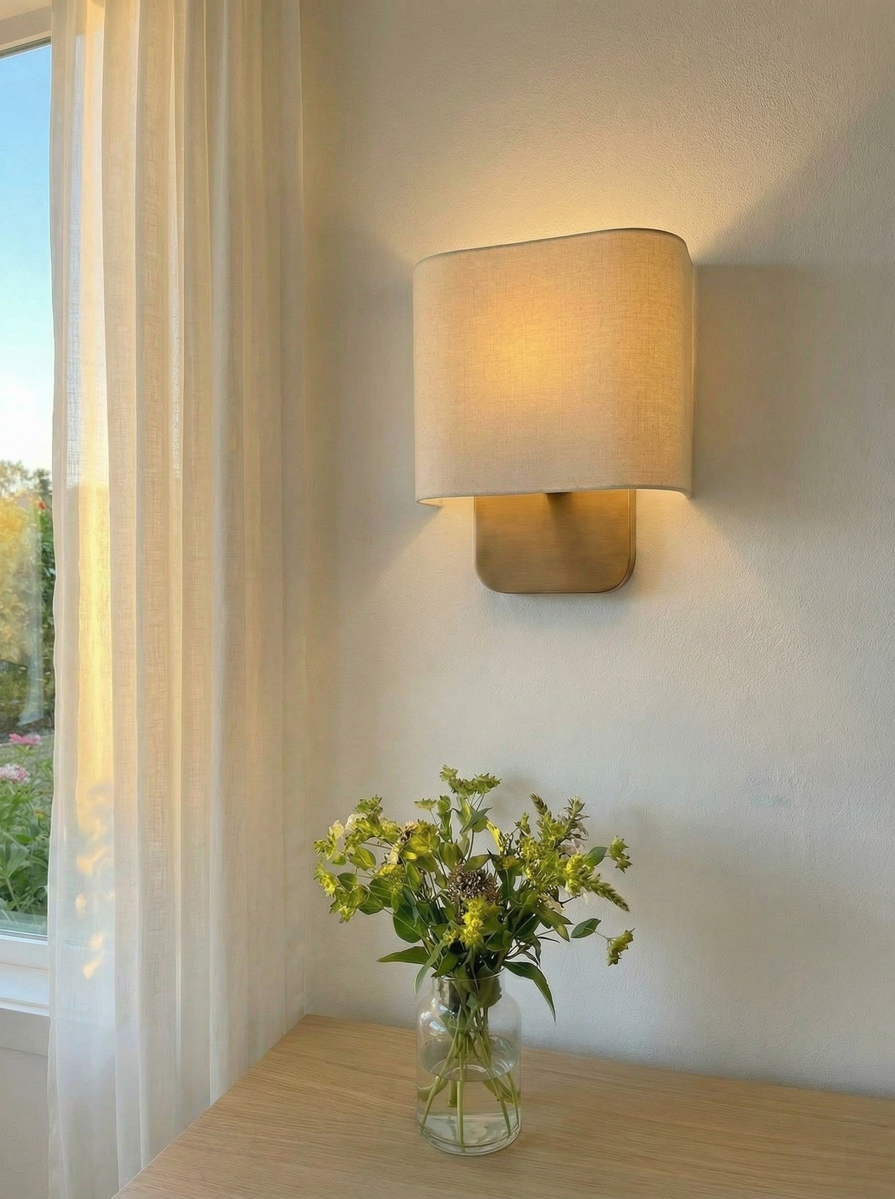 Stoffen Wandlamp met Metalen Fitting voor Leeslicht Slaapkamer | Sansoti