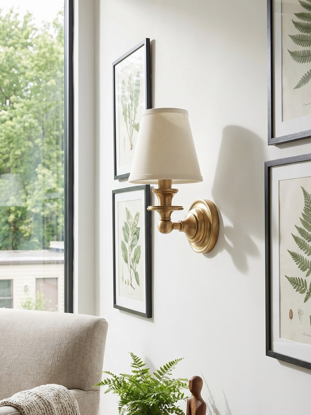 Wandlamp met stoffen kap en zwanenhalsarm – smeedijzeren armatuur met verstelbare leeslamp | Sansoti
