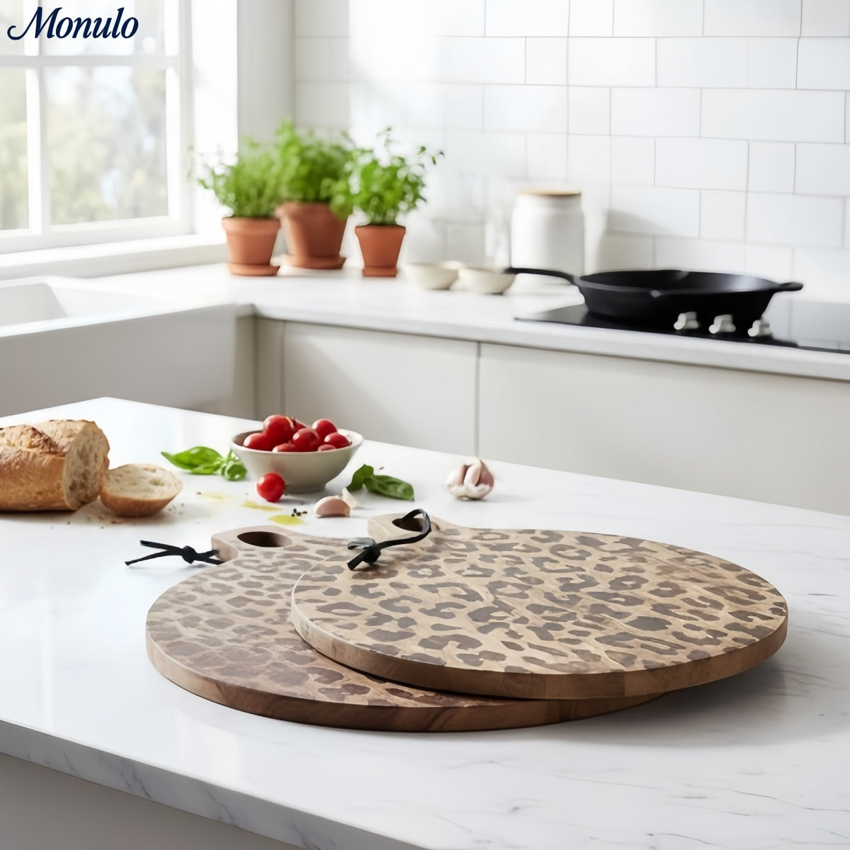 Houten Serveerplank Sapelehout Rond en Vierkant Scandinavisch Design voor Keuken en Tafel | Sansoti