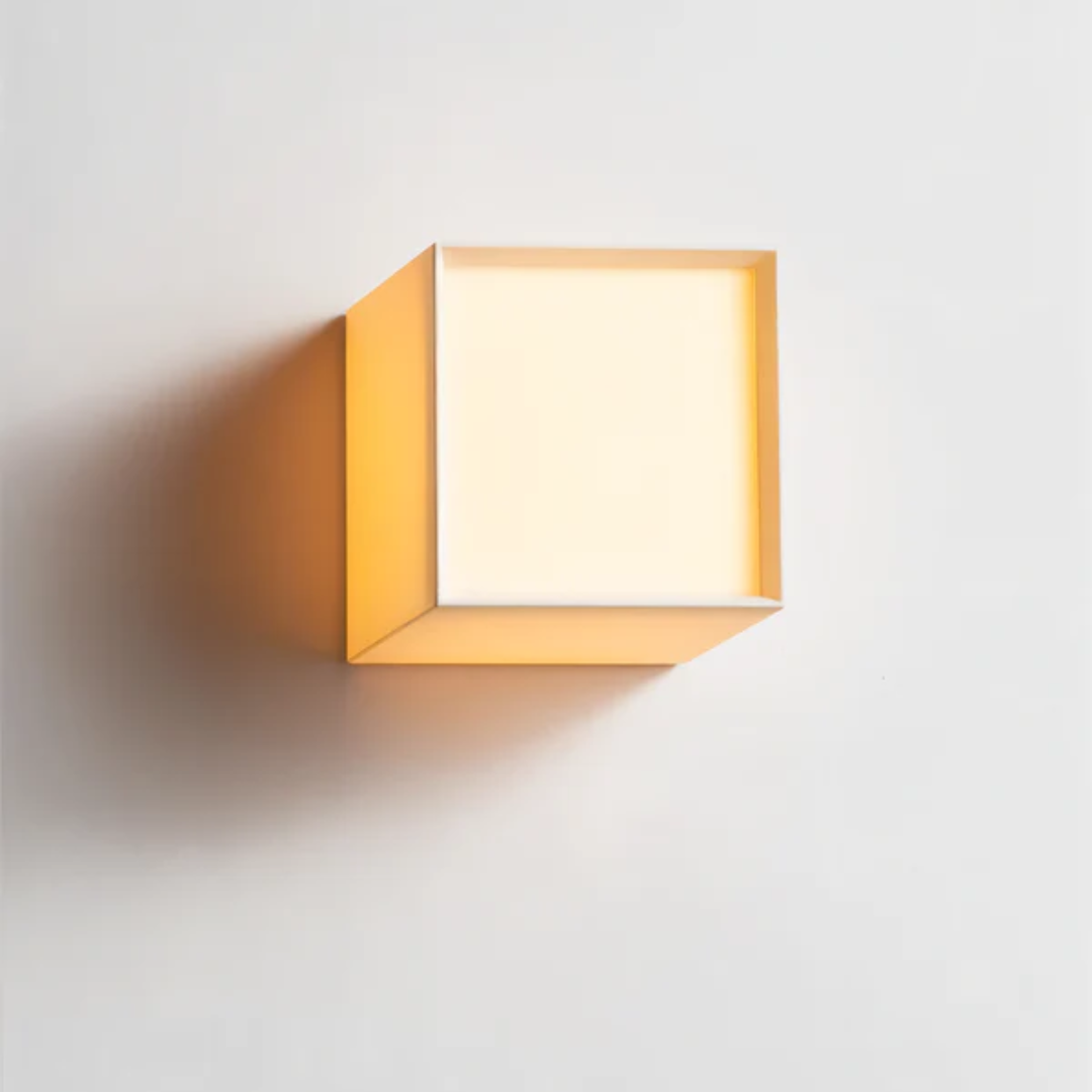 Wandlamp met Minimalistisch Design en Natuurlijke Stoffen Kap — Zachte Sfeerverlichting | Sansoti