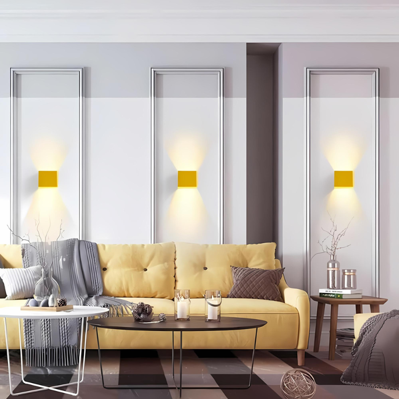 Quadratische LED-Wandleuchte aus Aluminium, warmweißes Licht, energiesparend, modernes minimalistisches Interieur-Design | Sansoti