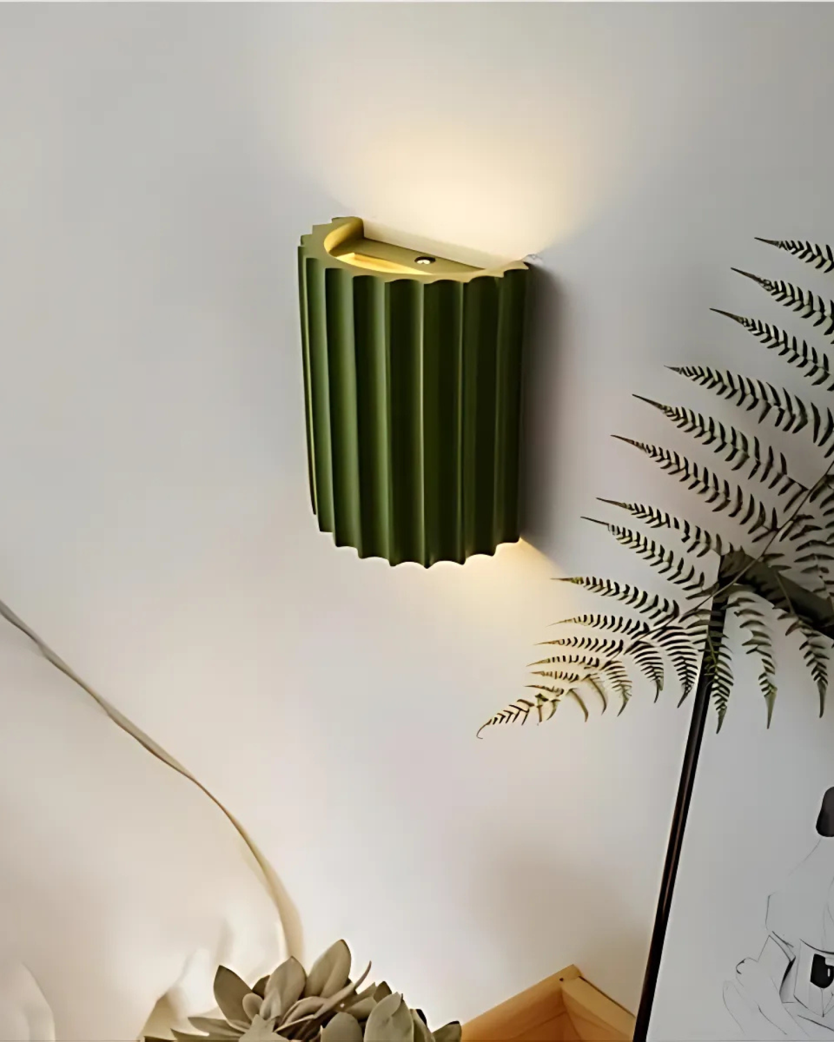 Wandlamp Ribbelstructuur Groen Met Tweezijdige Lichtbundel Voor Sfeervolle Ruimtes | Sansoti