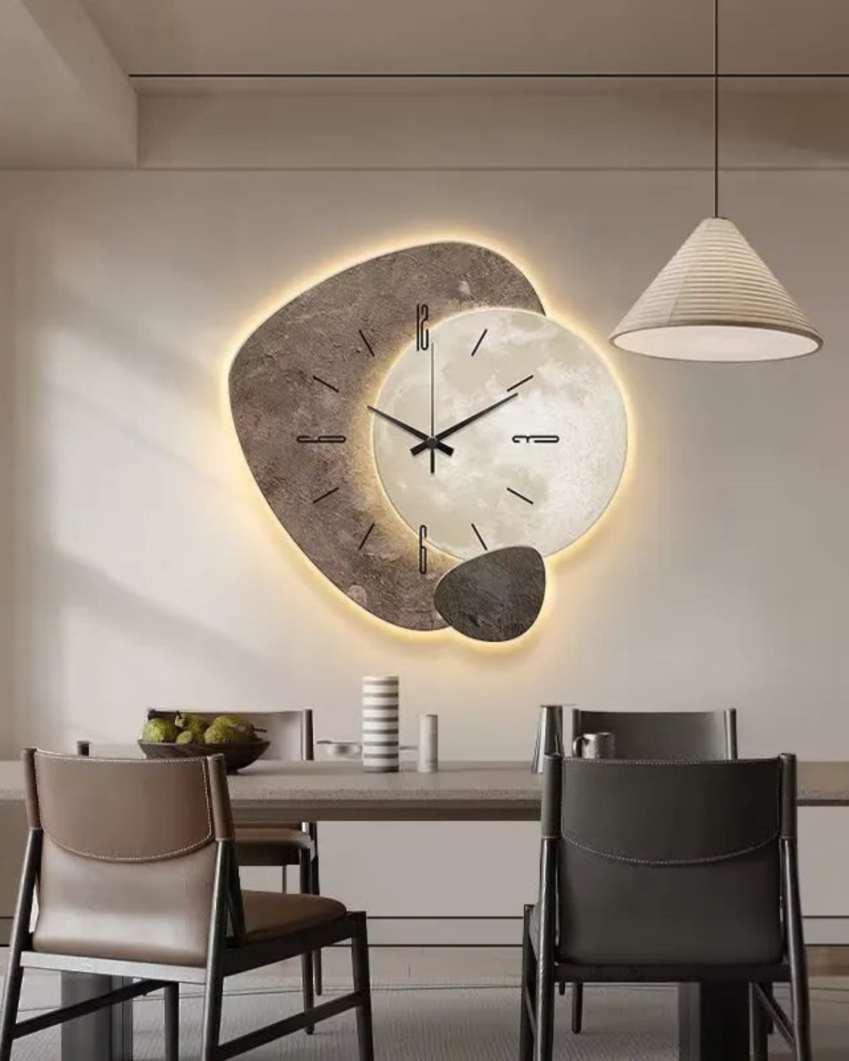 Wandklok met Maanreliëf en Optionele Verlichting Zwart Goud Betonlook Scandinavisch Interieur Decoratief Tijdweergave Woonkamer Slaapkamer Kantoor Modern Minimalistisch Wanddecoratie | Sansoti