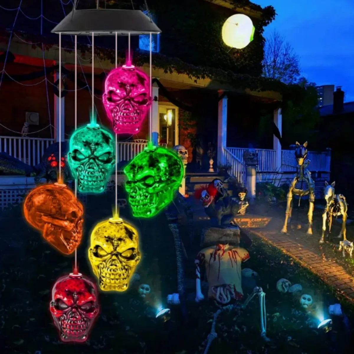 Carillon solaire à vent avec crânes, LED à changement de couleur, décoration suspendue pour jardin et terrasse, éclairage d'ambiance d'extérieur pour Halloween | Sansoti
