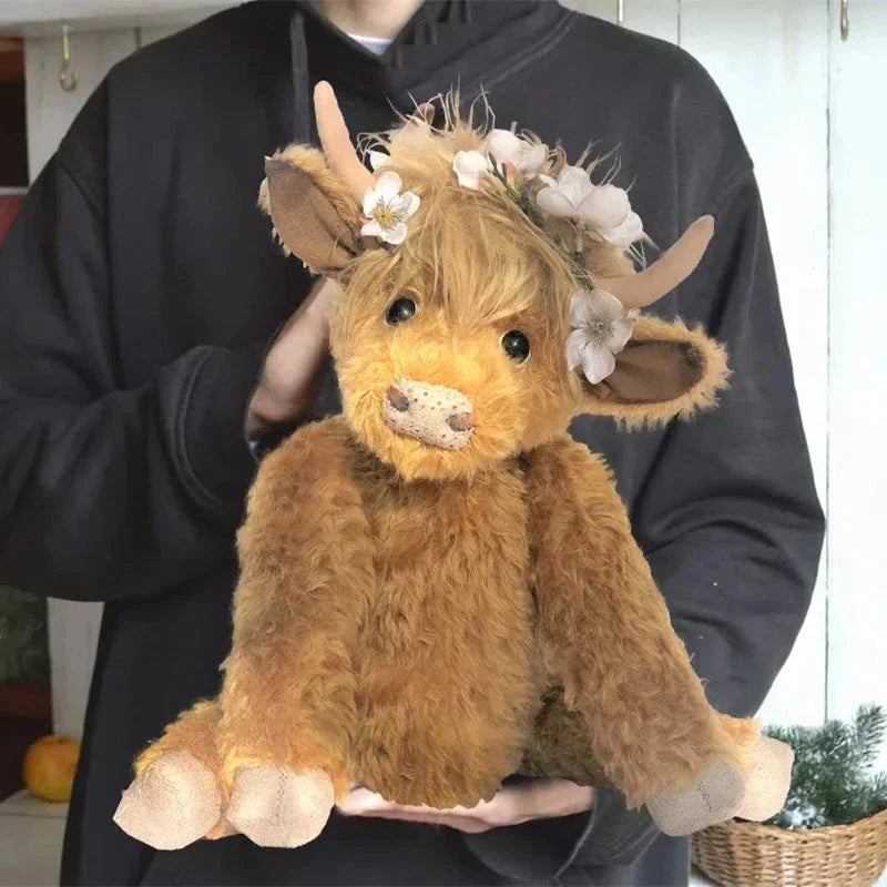 Peluche vache des Highlands avec couronne de fleurs, faite main, en laine d’alpaga, figurine décorative de 25cm, vache écossaise, accessoire de décoration intérieure | Sansoti