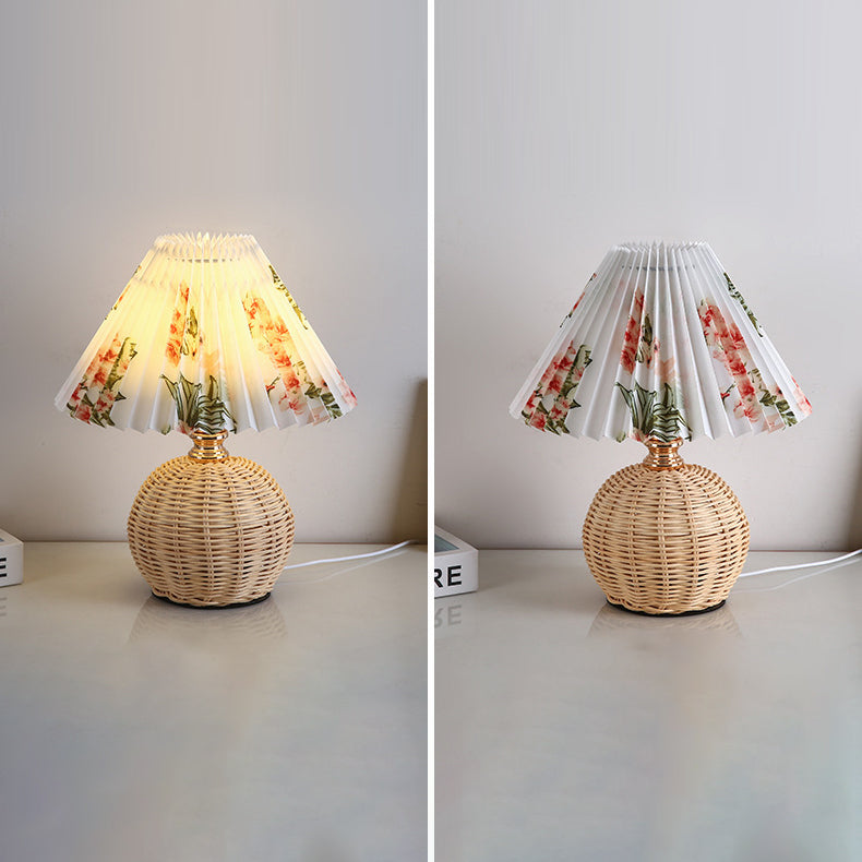 Rotan Tafellamp Geplooide Kap USB 5W Slaapkamer Nachtkastje Scandinavisch Boho Sfeerverlichting Riet Bureau Leeslamp | Sansoti
