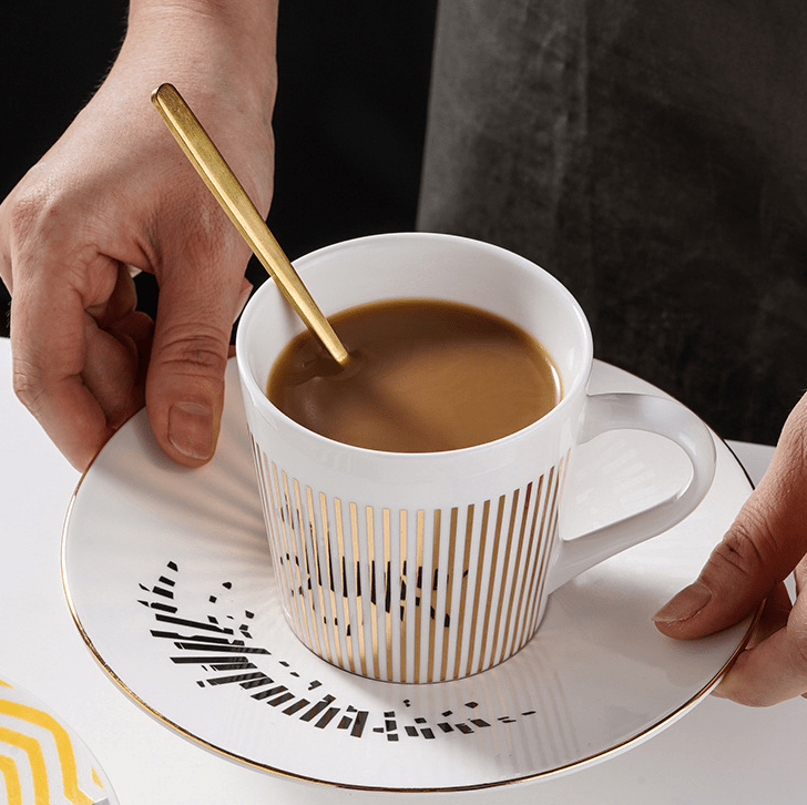Kaffeetasse mit Spiegelreflexionsuntertasse Keramik Design Set | Restfield