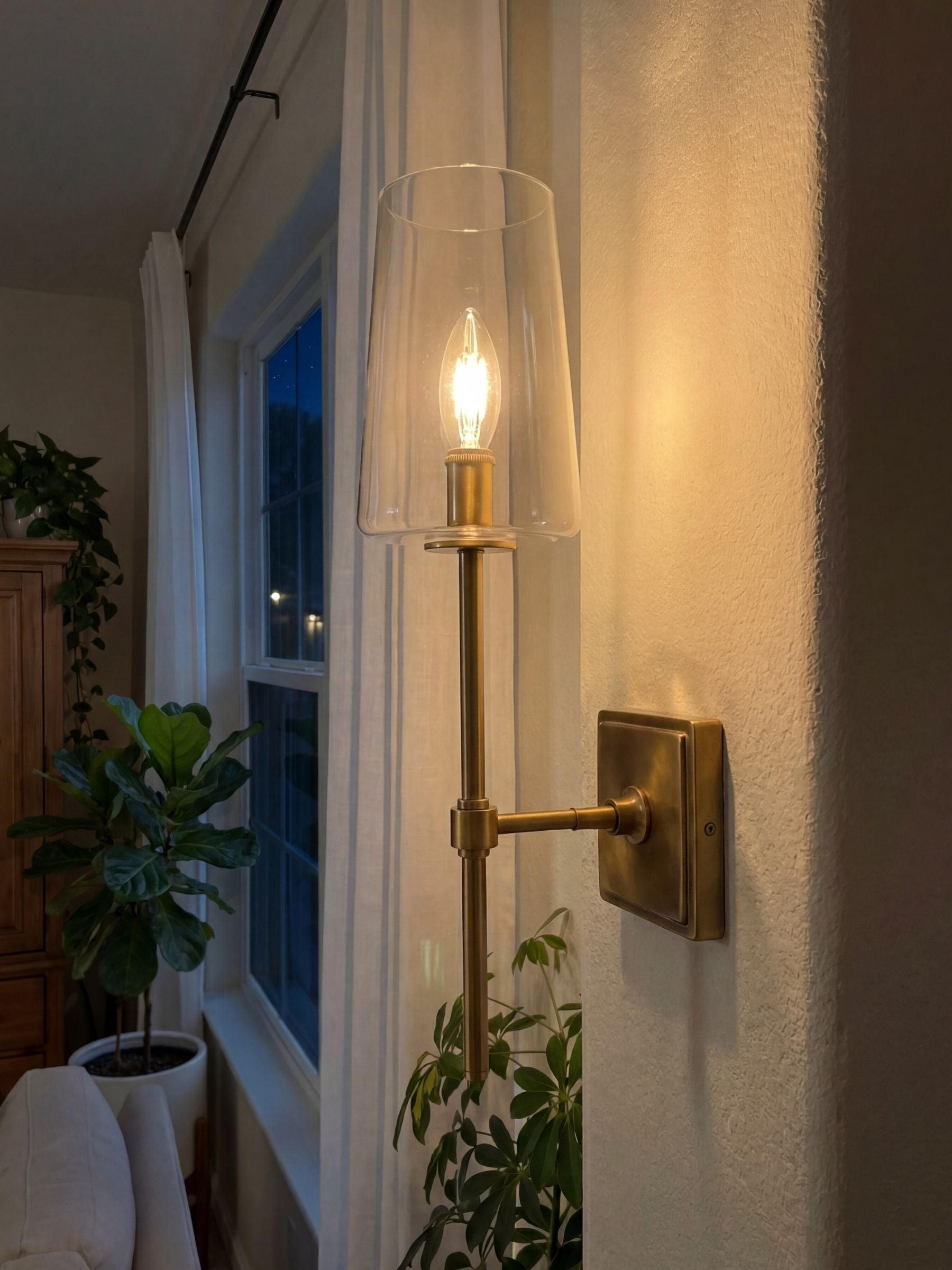Glazen Wandlamp met Helder Glas – Enkelvoudige tot Drievoudige Configuratie – Elegante Badkamerverlichting | Sansoti