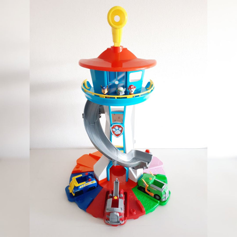 Speelgoed Auto Set Met Glijbaan En Uitkijktoren Kunststof 52x42cm Met Figuren Vanaf 4 Jaar | Sansoti