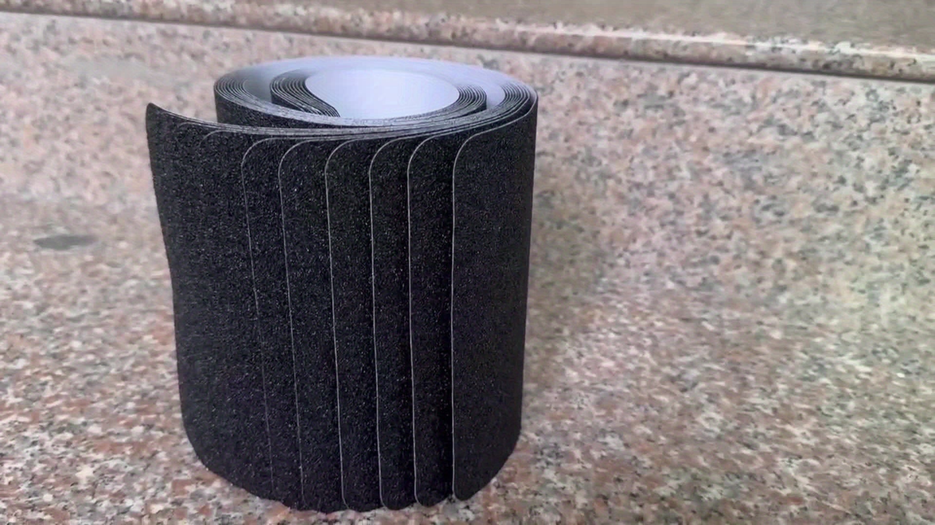 Antislip Trapstrips Set 10 Stuks Zelfklevend 15x61cm Zwart Weerbestendig Trap Oprit Binnen Buiten Veilig | Sansoti