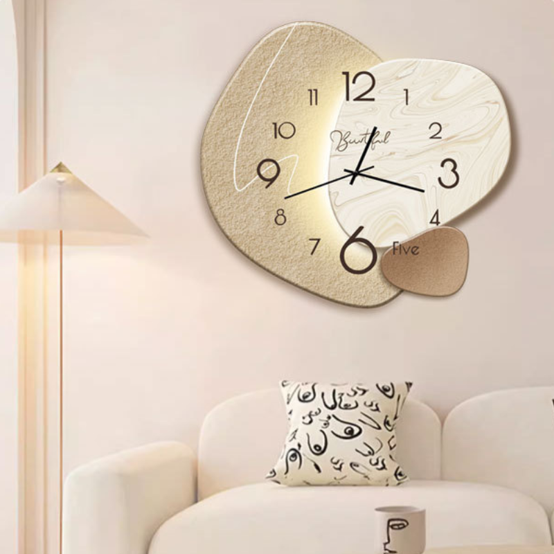 Wandklok Scandinavisch Stil Uurwerk Modern Beige Organisch Design 40cm | Sansoti