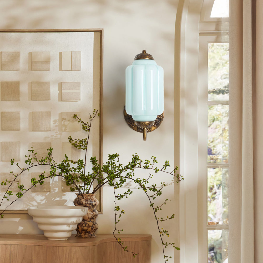 Vintage Wandlamp met Melkglas en Geolied Messing – Klassieke Retro Verlichting voor Hal, Slaapkamer, Woonkamer | Sansoti