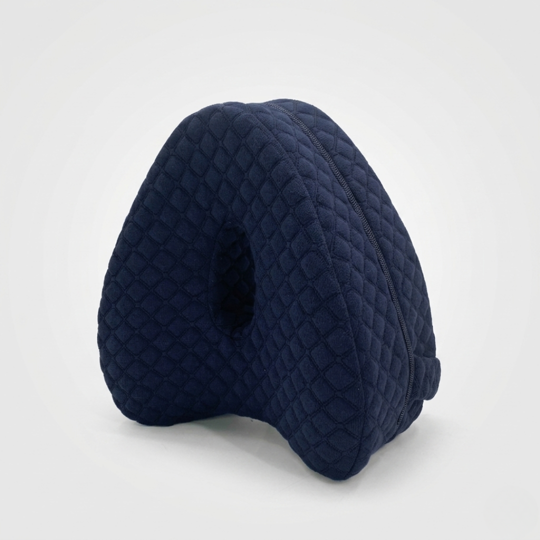 Ergonomic Leg Pillow for Side Sleepers Heart-Shaped Hip Relief Adjustable Strap Breathable Mesh Sleep Comfort | Sansoti