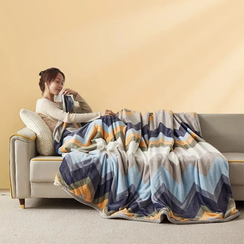 Solid-Color Fleece Throw, Woolly Soft and Warm Winter Blanket, Sofa Bed Blanket, Comfort Cozy Snuggle Throw for the Sofa | Sansoti
