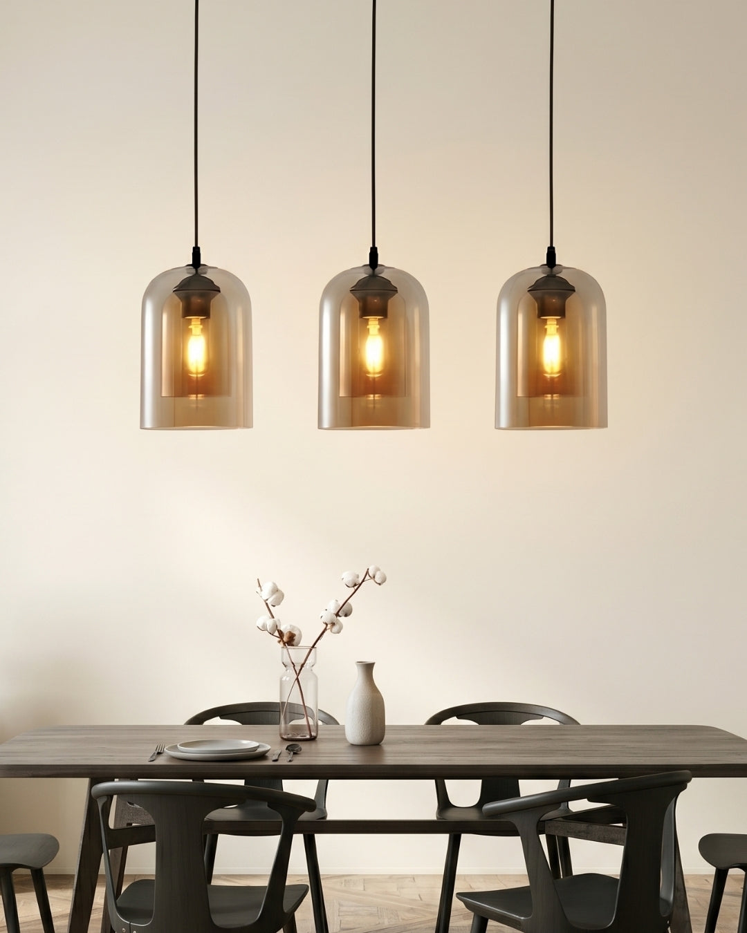 Glazen Hanglamp Ginza met Gebogen Vorm en Zachte Sfeerverlichting Warm Wit – E27 Fitting Inclusief Dimbare Compatibiliteit | Sansoti