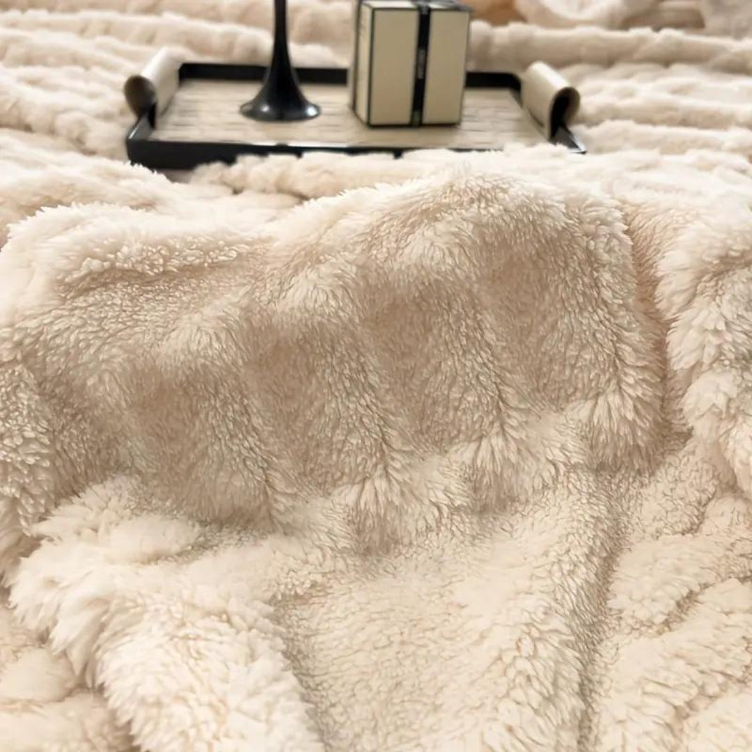 Wolkenplaid aus Fleece, 3D-Struktur, gestrickte Vier-Jahreszeiten-Kuscheldecke für Sofa und Bett, Elfenbein, Beige, Braun, Schwarz | Sansoti