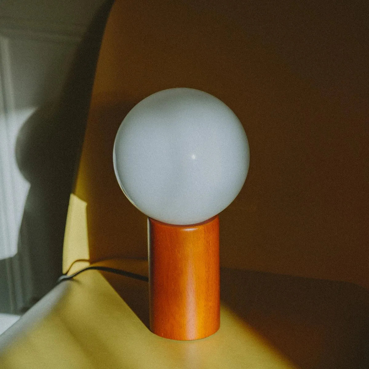 Tafellamp Hout Glas Vintage Mid-Century 28cm Ronde Bol Nachtkastlamp Slaapkamer | Sansoti