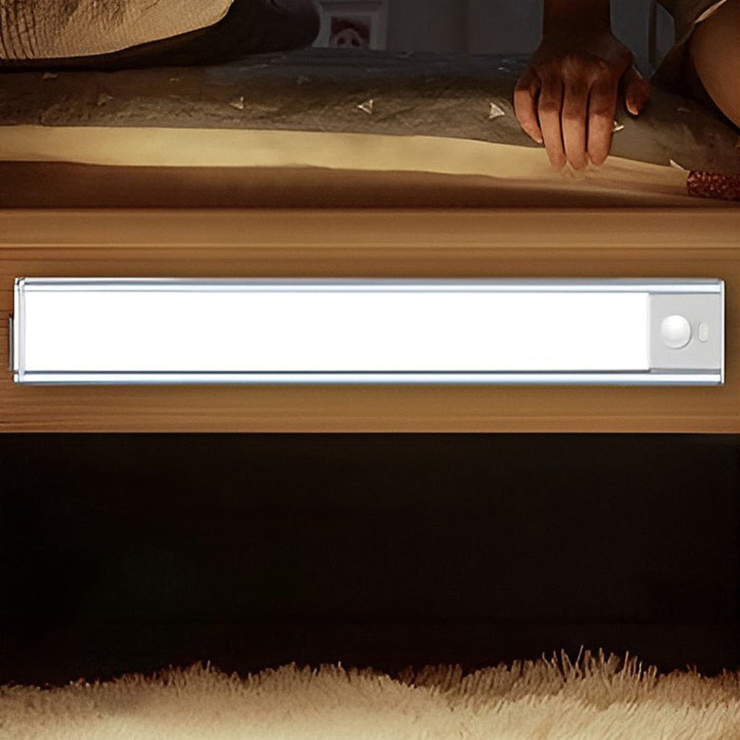 Kabellose wiederaufladbare LED-Schrankbeleuchtung mit Bewegungssensor für Küche und Schlafzimmer | Restfield