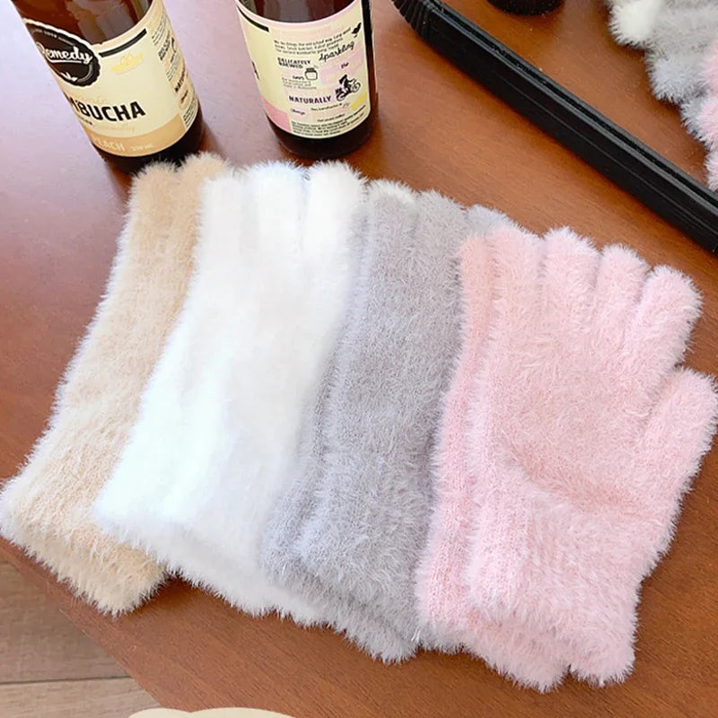 Warm Women's Velvet Winter Gloves with Lined Cuff Soft Winter Gloves for Outdoors Elegant | Sansoti