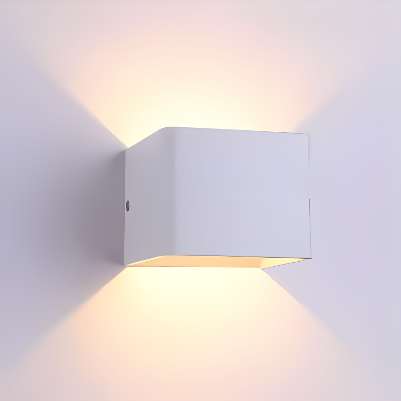 Quadratische LED-Wandleuchte aus Aluminium, warmweißes Licht, energiesparend, modernes minimalistisches Interieur-Design | Sansoti