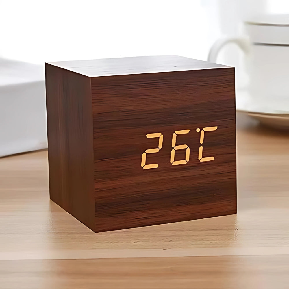 Digitale LED Wekker Kubus met Temperatuur Display Hout Finish | Sansoti