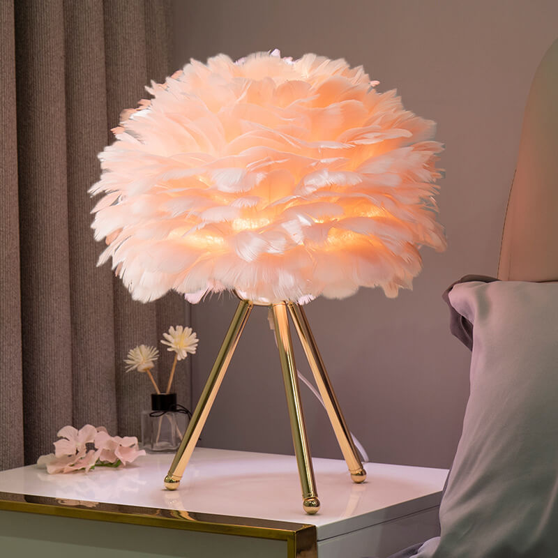Tafellamp Driepoot Verendesign Goudkleurig Metaal Sfeerlicht Slaapkamer Leeslamp Nachtkastje Woonkamer | Sansoti