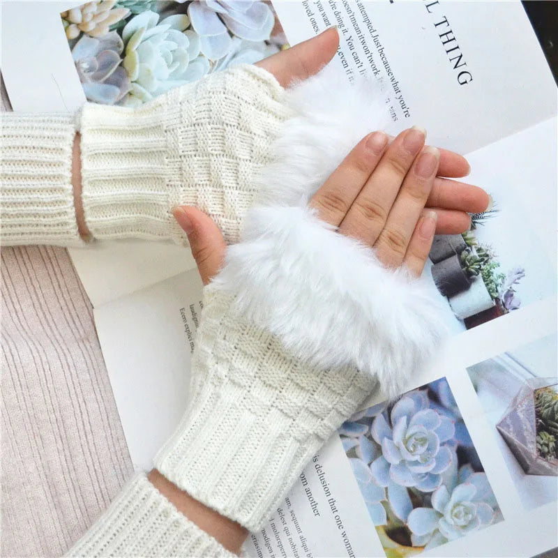Fingerless Gloves with Faux Fur Wrist Warmer, Wool Hand Warmer, Stretchy, for Colder Days, Winter Comfort | Sansoti