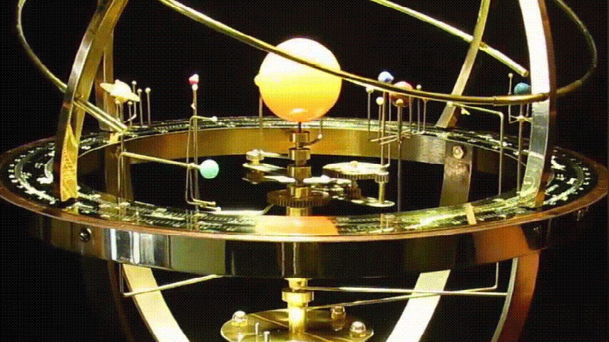 Modèle de système solaire mécanique en laiton et pierres semi-précieuses, 9 planètes, 28 lunes, base en chêne, décoratif et mobile | Sansoti