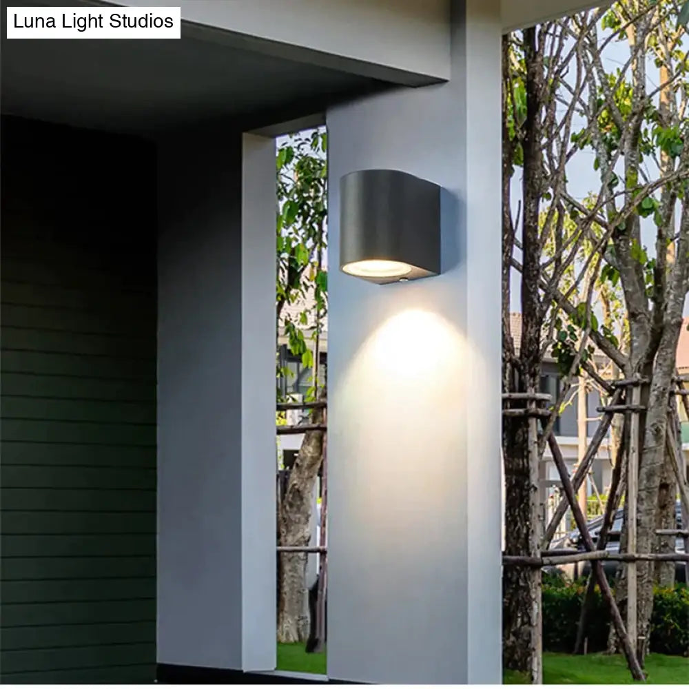 Kwadratowa zewnętrzna lampa ścienna LED z aluminium, wodoodporna IP65, nowoczesny design, oświetlenie ogrodowe i wejściowe | Sansoti