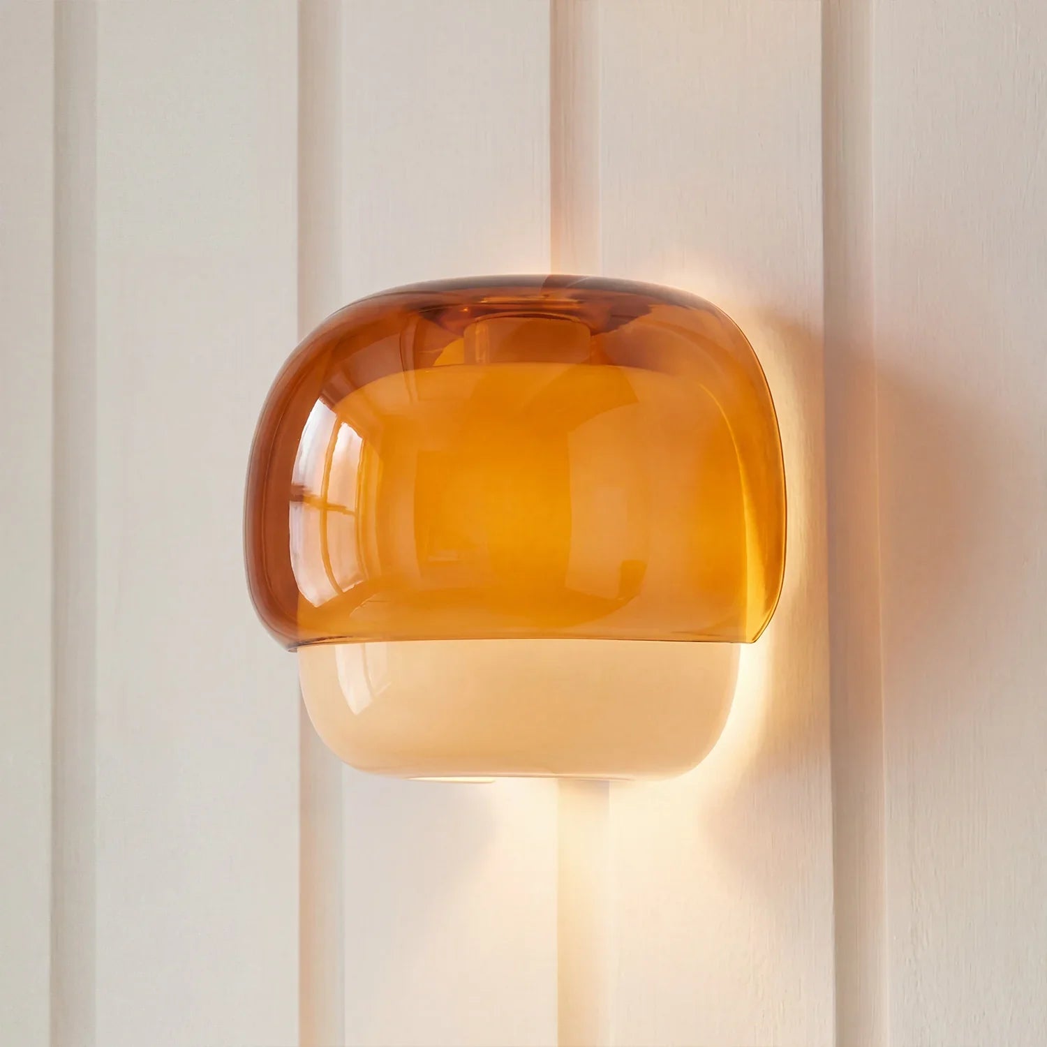 Moderne Glazen Wandlamp met Dubbele Paddenstoelkap – Kleurrijk Accent voor Slaapkamer en Gang | Sansoti