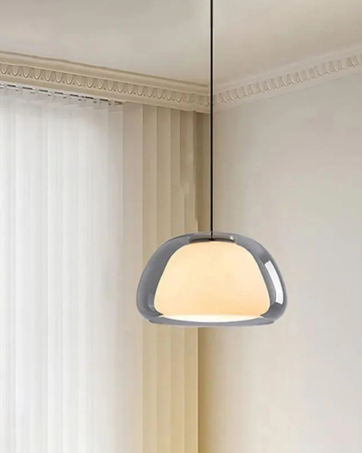 Luxe Glazen Hanglamp Met Mat En Transparant Glas In Minimalistisch Japandi Design | Sansoti
