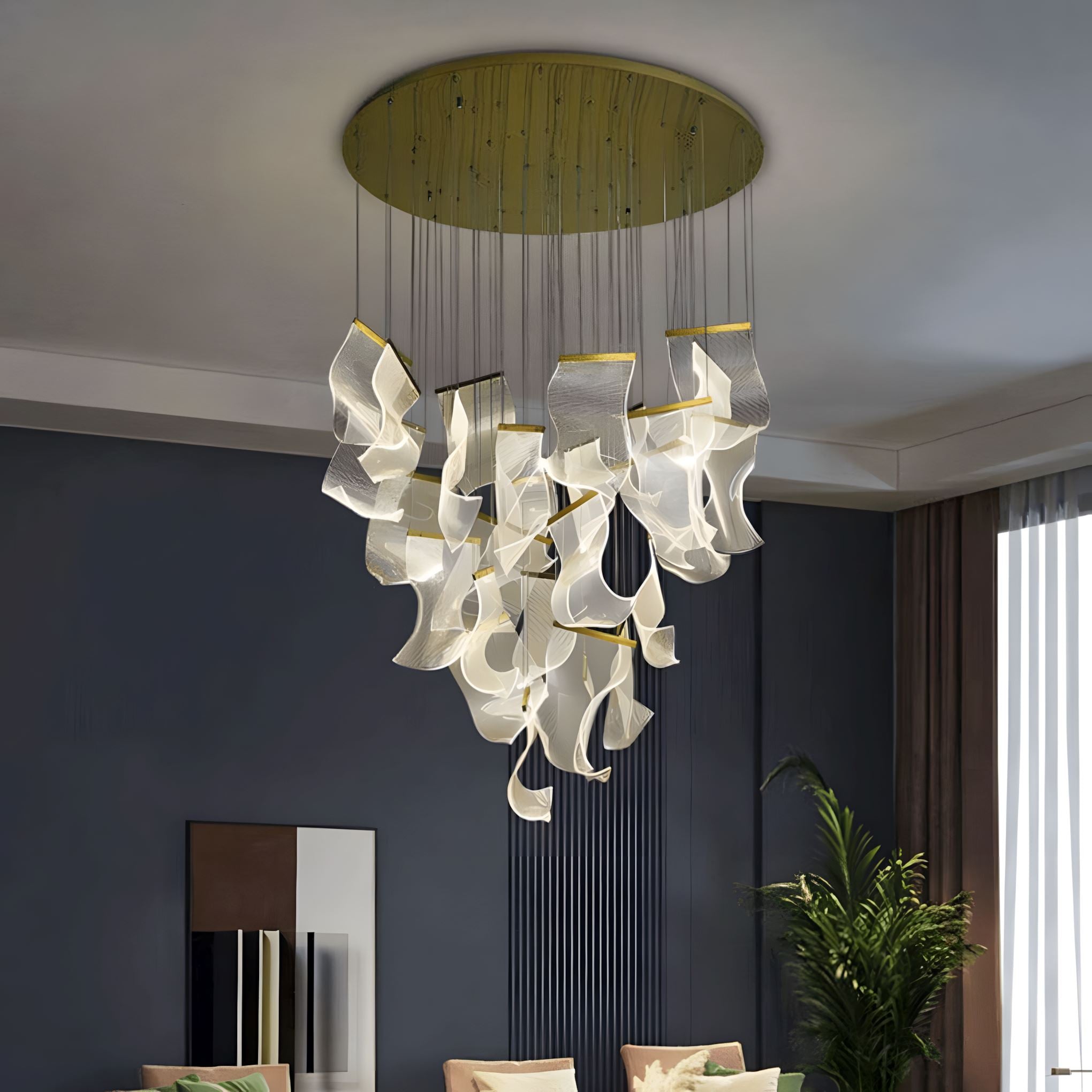 Moderne Design-Kronleuchter mit geschichteten Acryl-Blättern und verstellbarer Höhe | Restfield