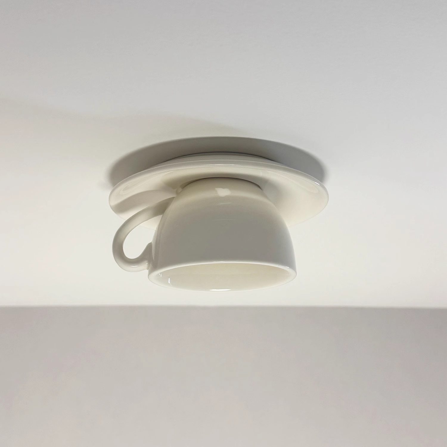 Deckenleuchte Keramik Kaffeetasse Form LED Blau Rosa Gelb Schlafzimmer Wohnzimmer Verspieltes Design | Restfield